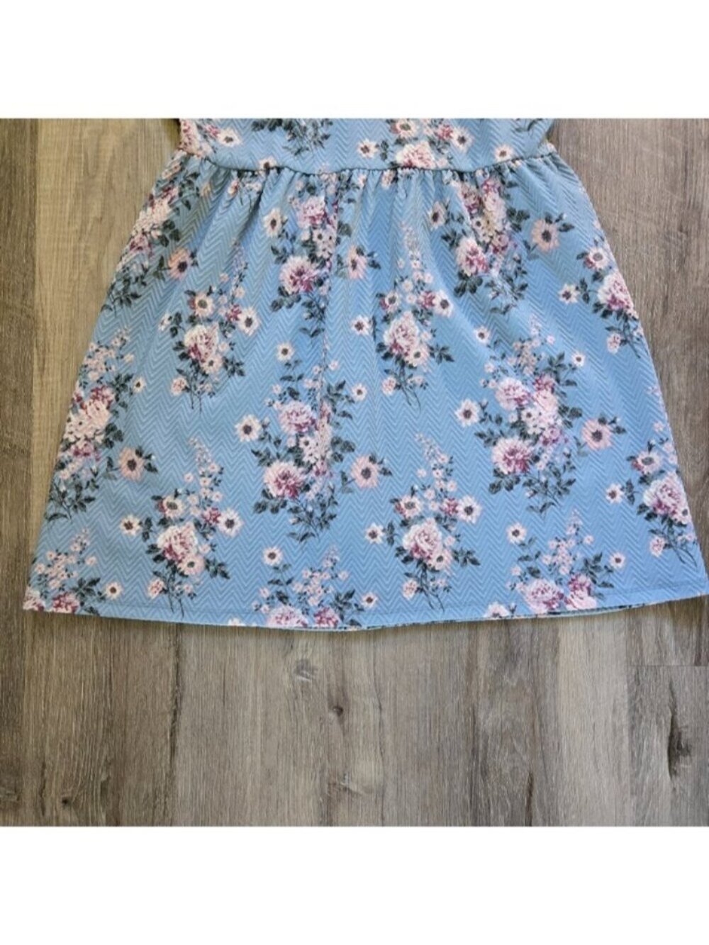 Xhilaration Light Blue Floral‎ Dress Size Medium